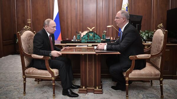 Президент РФ Владимир Путин и генеральный директор РФПИ Кирилл Дмитриев