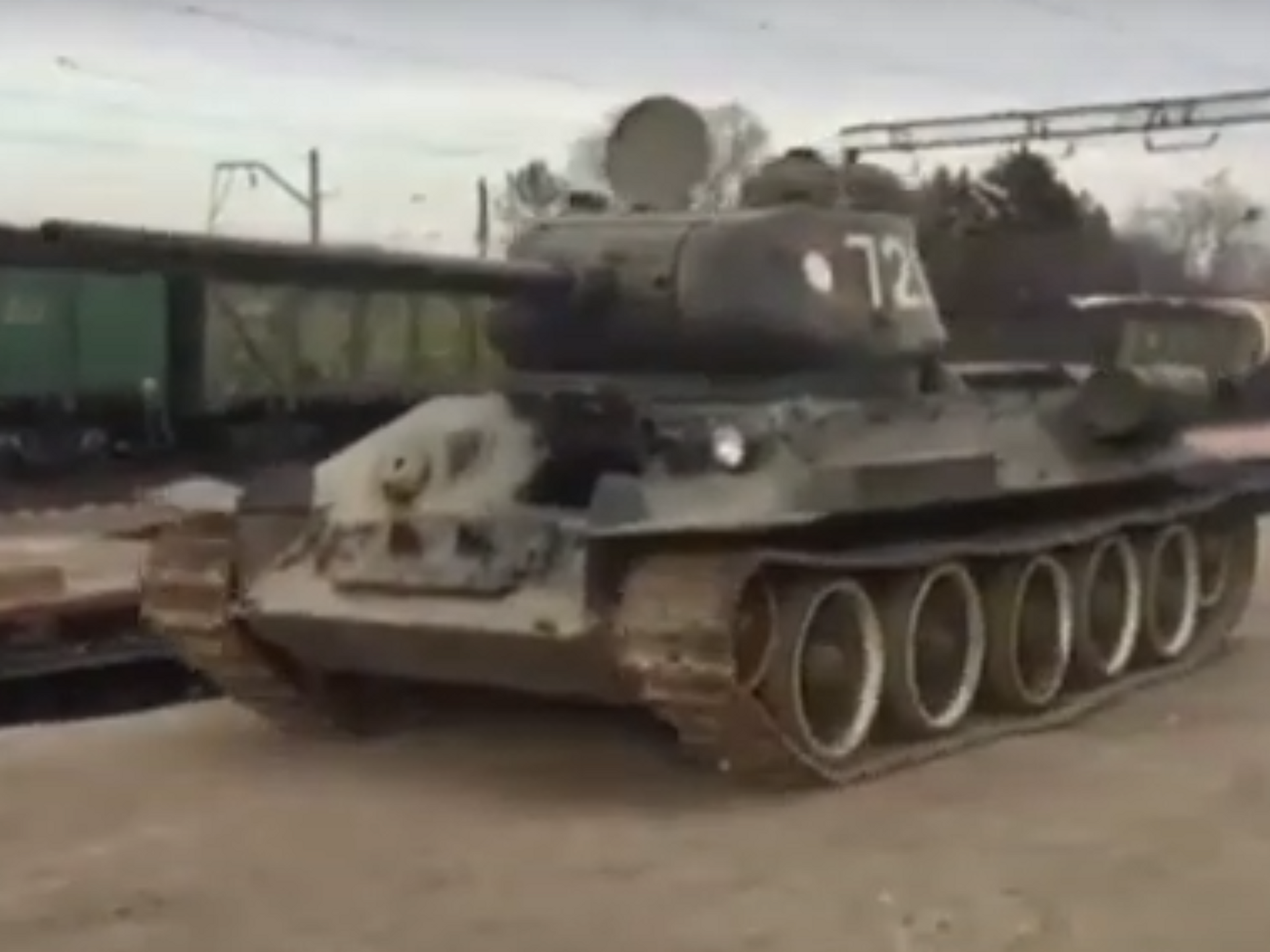 Опубликовано видео отправки T-34 из Лаоса в Россию - РИА Новости, 09.01.2019