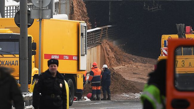 Ситуация у Тушинского тоннеля Волоколамского шоссе в Москве, подтопленного после провала грунта в шлюзе №8 канала имени Москвы