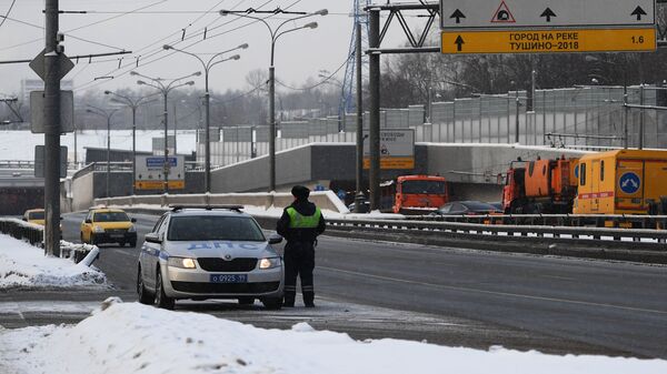 Волоколамское шоссе в Москве, перекрытое в связи с подтоплением Тушинского тоннеля