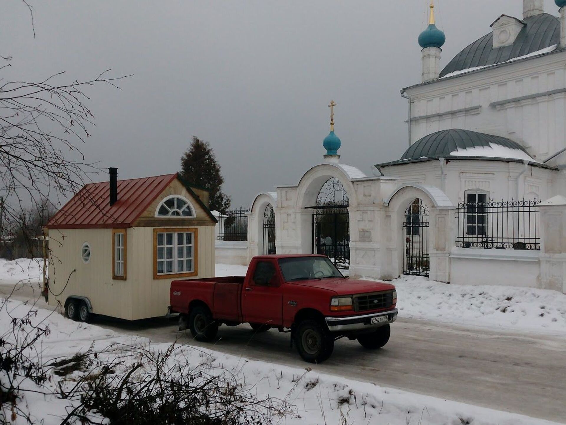 Зачем россияне переезжают из квартир в дома на колесах - РИА Новости,  13.01.2019