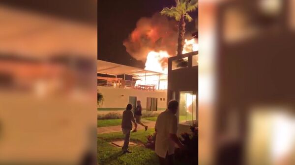 Взрыв газа в клубе Лас-Пальмас на пляже Азия в Перу