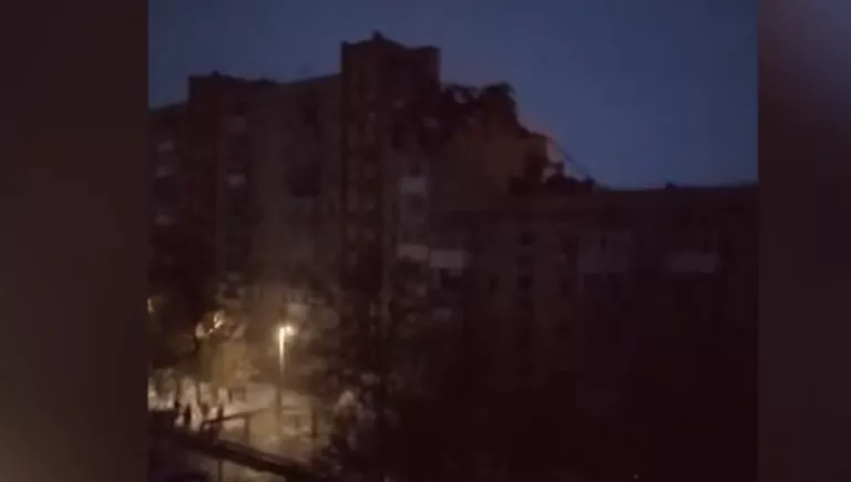 Опубликовано видео с места взрыва в жилом доме в Шахтах