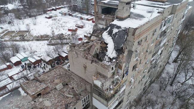 Девятиэтажный жилой дом №16 на улице Хабарова в городе Шахты, пострадавший из-за взрыва бытового газа