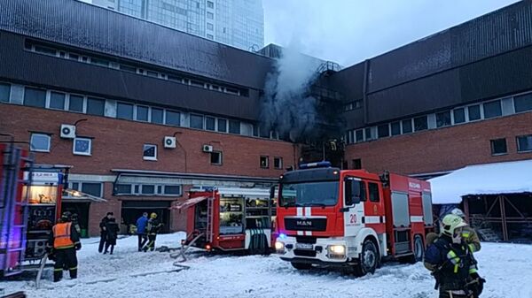 Пожар в типографском комплексе в Кировском районе Санкт-Петербурга. 17 января 2019