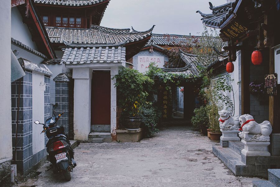 Лабиринты старых улиц города Лицзян