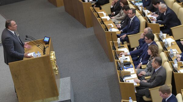 Заместитель председателя Государственной Думы РФ Петр Толстой выступает на пленарном заседании Государственной Думы РФ. 22 января 2019