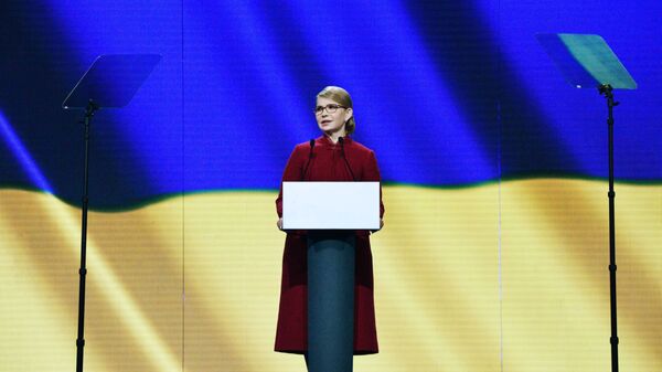 Лидер партии Батькивщина Юлия Тимошенко выступает на съезде партии