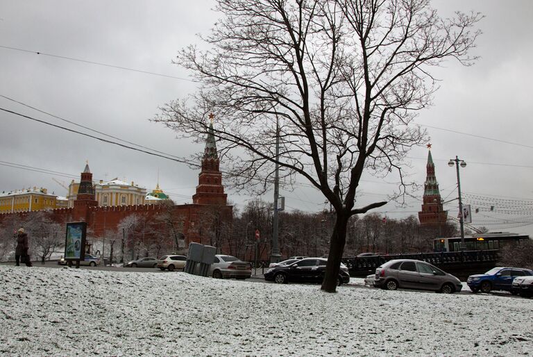 Снег в Москве