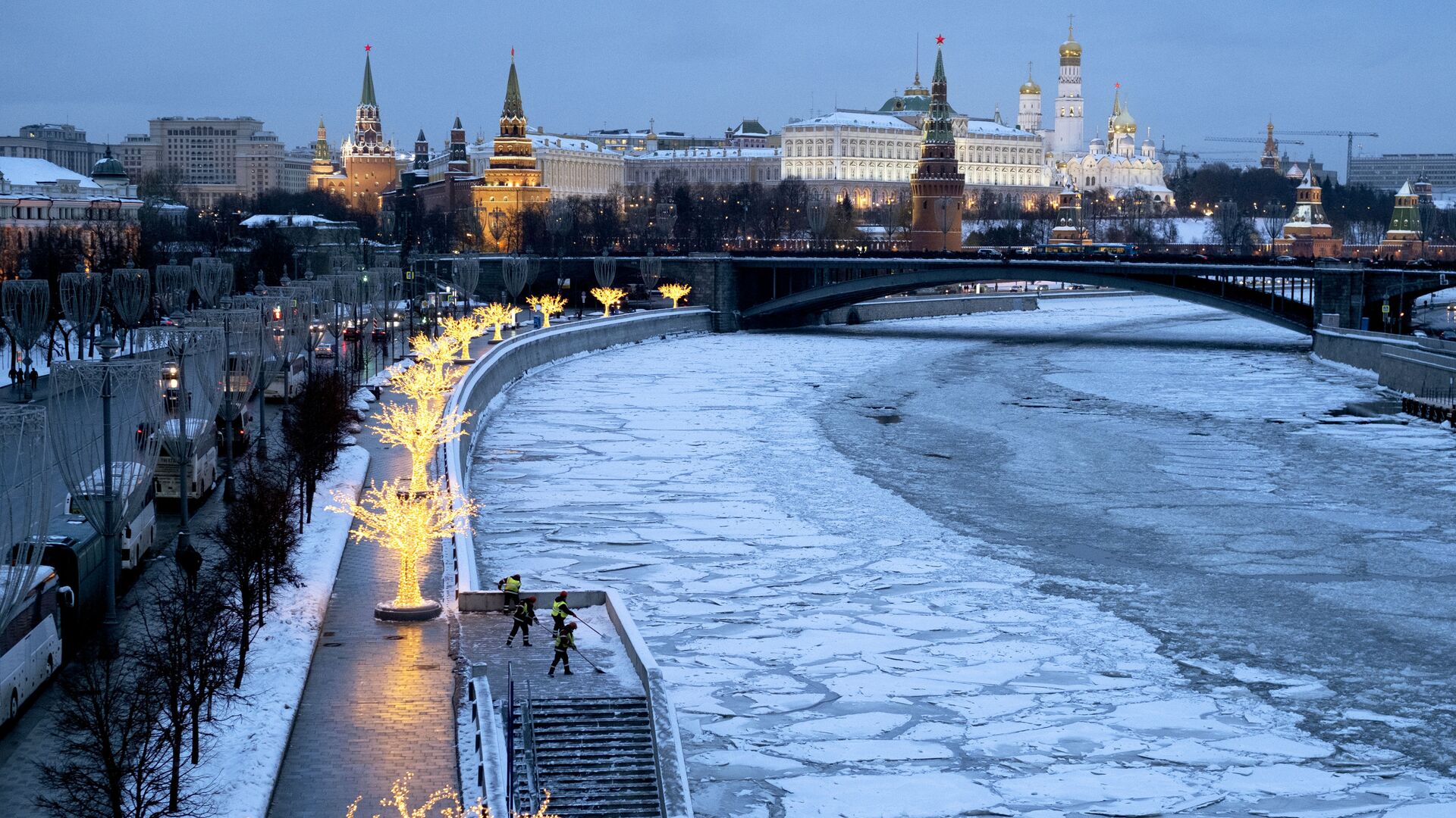 Большой каменный мост и Московский Кремль - РИА Новости, 1920, 19.12.2020