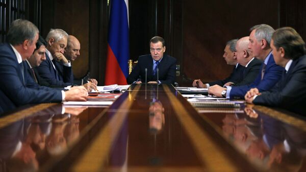 Председатель правительства России Дмитрий Медведев проводит совещание по вопросу развития Роскосмоса. 23 января 2019