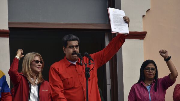 Президент Венесуэлы Николас Мадуро объявляет о высылке американских дипломатов. 23 января 2019 года