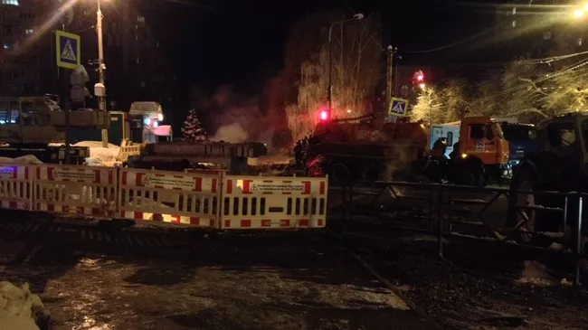 Порыв на трубопроводе в Самаре