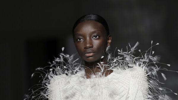 Показ коллекции Givenchy на Неделе моды Haute Couture в Париже