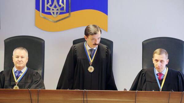 Судьи в Оболонском районном суде города Киева, где проходит судебное заседание, на котором зачитывается приговор экс-президенту Украины Виктору Януковичу. 24 января 2019
