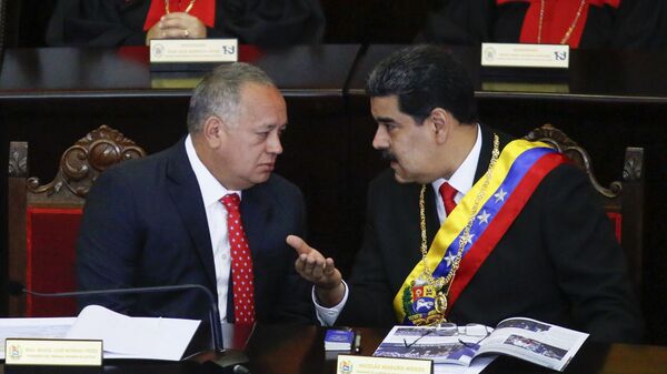 Председатель Национальной ассамблеи Венесуэлы Диосдадо Кабельо и президент Венесуэлы Николас Мадуро