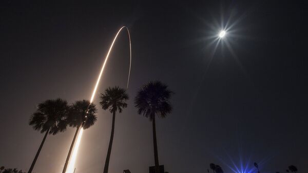 Запуск ракеты Delta IV с мыса Канаверал, штат Флорида, США