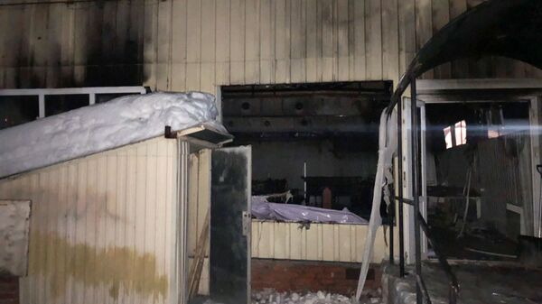 Последствия пожара в кафе в Лысых Горах в Саратовской области 