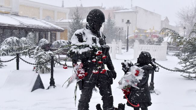 Памятник Вежливым людям в Симферополе