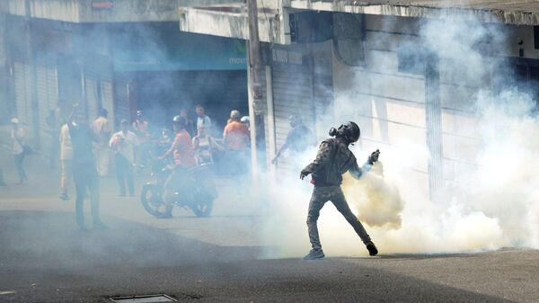 Акция протеста против президента Венесуэлы Николаса Мадуро в Тачире