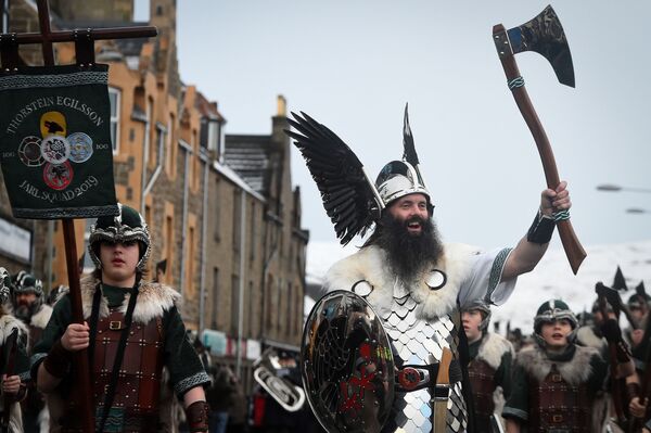 Фестиваль викингов на Шетландских островах