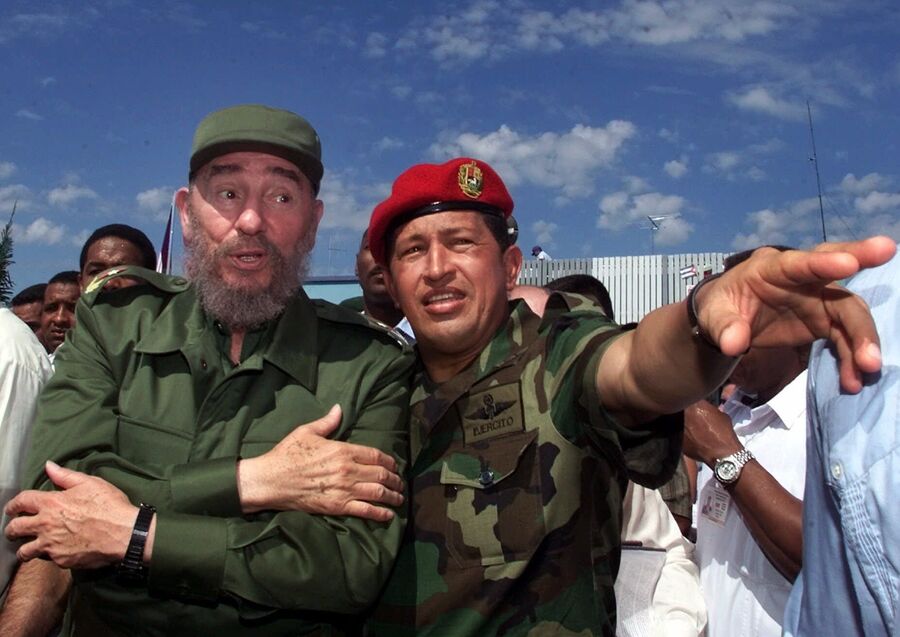 Президент Кубы Фидель Кастро с президентом Венесуэлы Уго Чавесом в Баринасе, Венесуэла