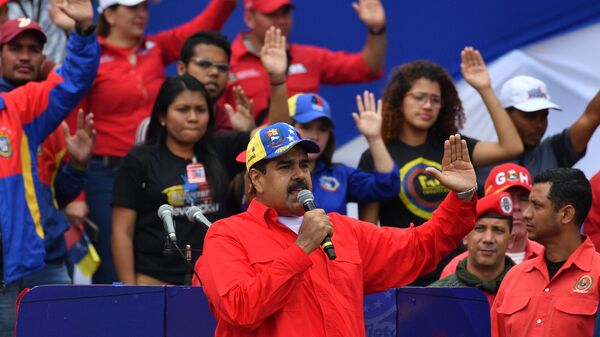 Президент Венесуэлы Николас Мадуро на митинге своих сторонников в Каракасе