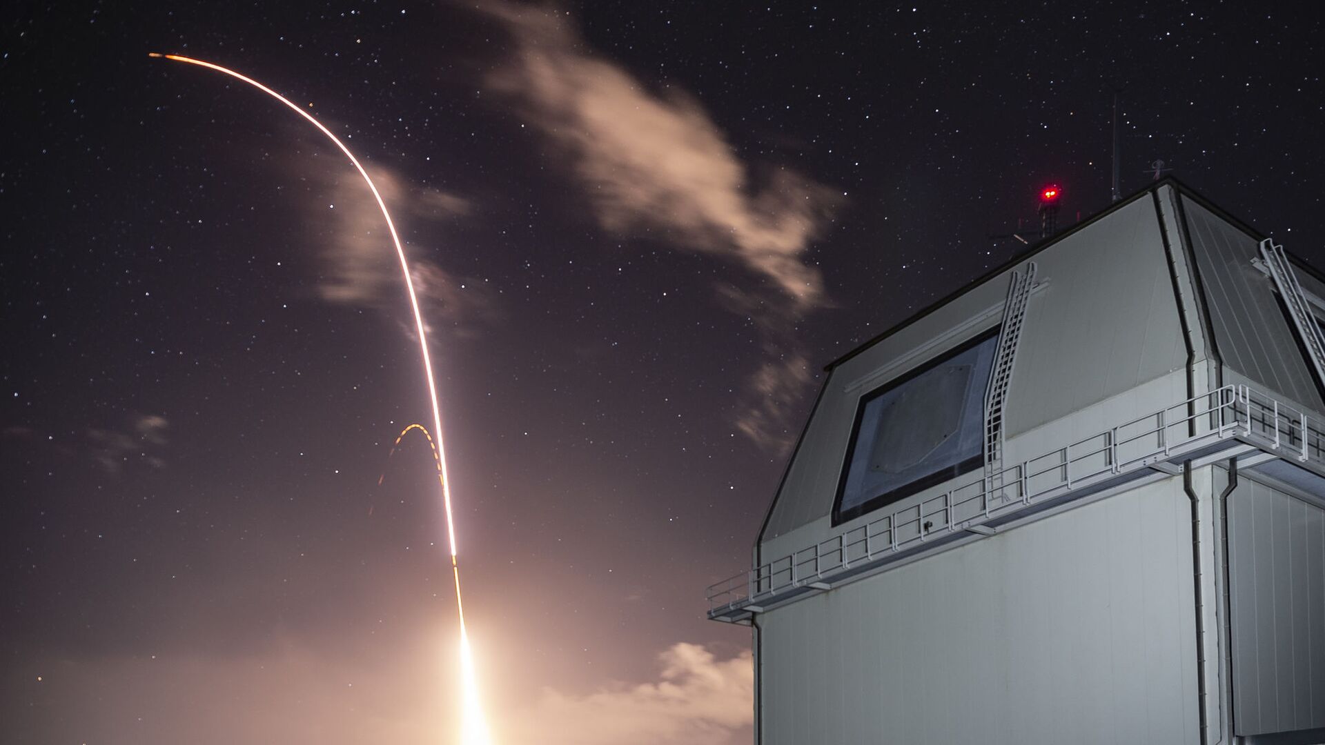 Запуск американской ракеты SM 3 Block IIA с комплекса Иджис Эшор на Гавайях  - РИА Новости, 1920, 10.09.2019