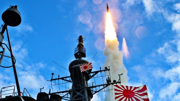 Запуск американской ракеты SM-3 с японского линкора Кирисима