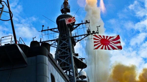 Запуск американской ракеты SM-3 с японского линкора Кирисима. 2010 год 