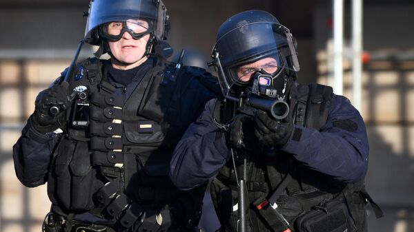 Сотрудники правоохранительных Франции