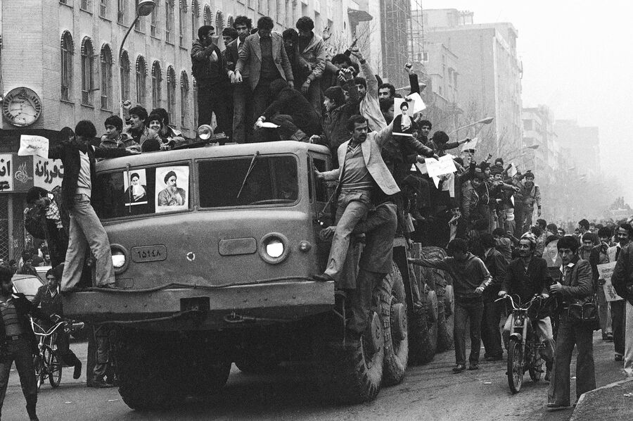 Демонстрации в Тегеране, Иран. 17 января 1979