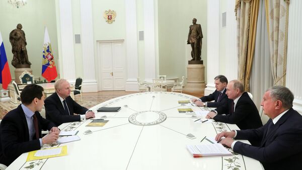  Президент РФ Владимир Путин во время встречи с генеральным директором BP Робертом Дадли. 7 февраля 2019