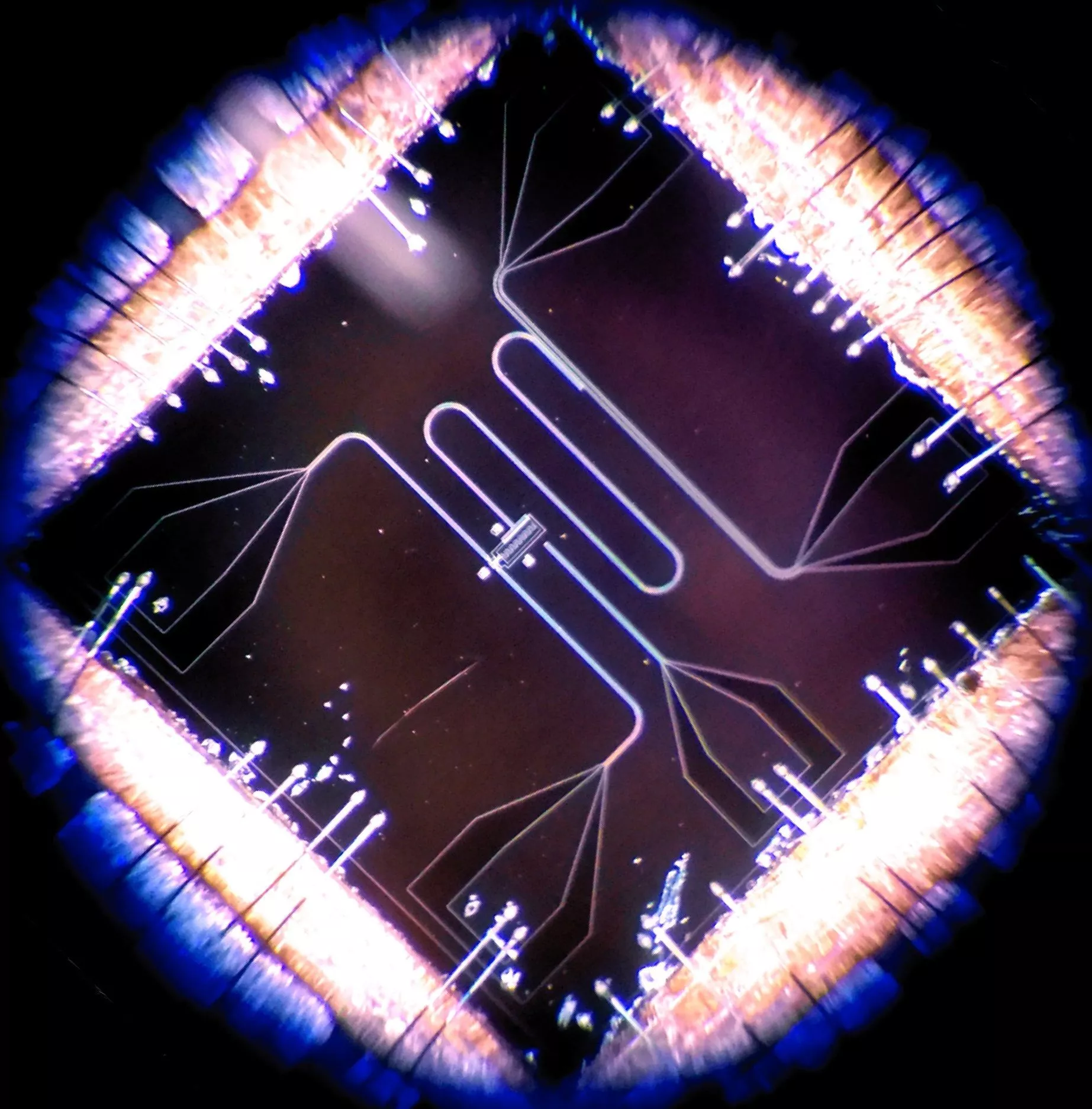 Superconducting quantum qubit
