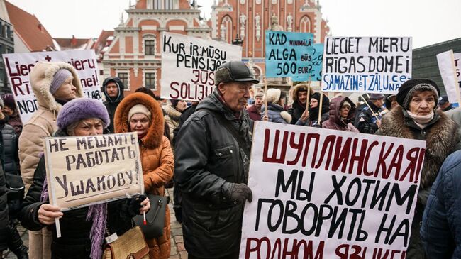 Митинг в поддержку мэра Риги Нила Ушакова, организованного партией Согласие. 9 февраля 2019