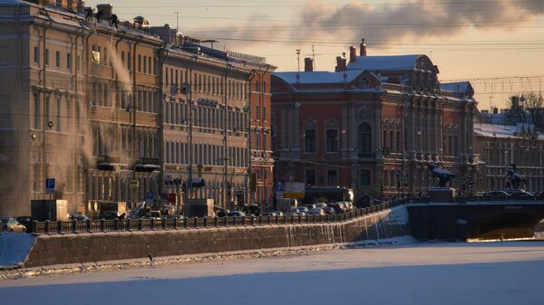 Чистка крыш от снега в Санкт-Петербурге