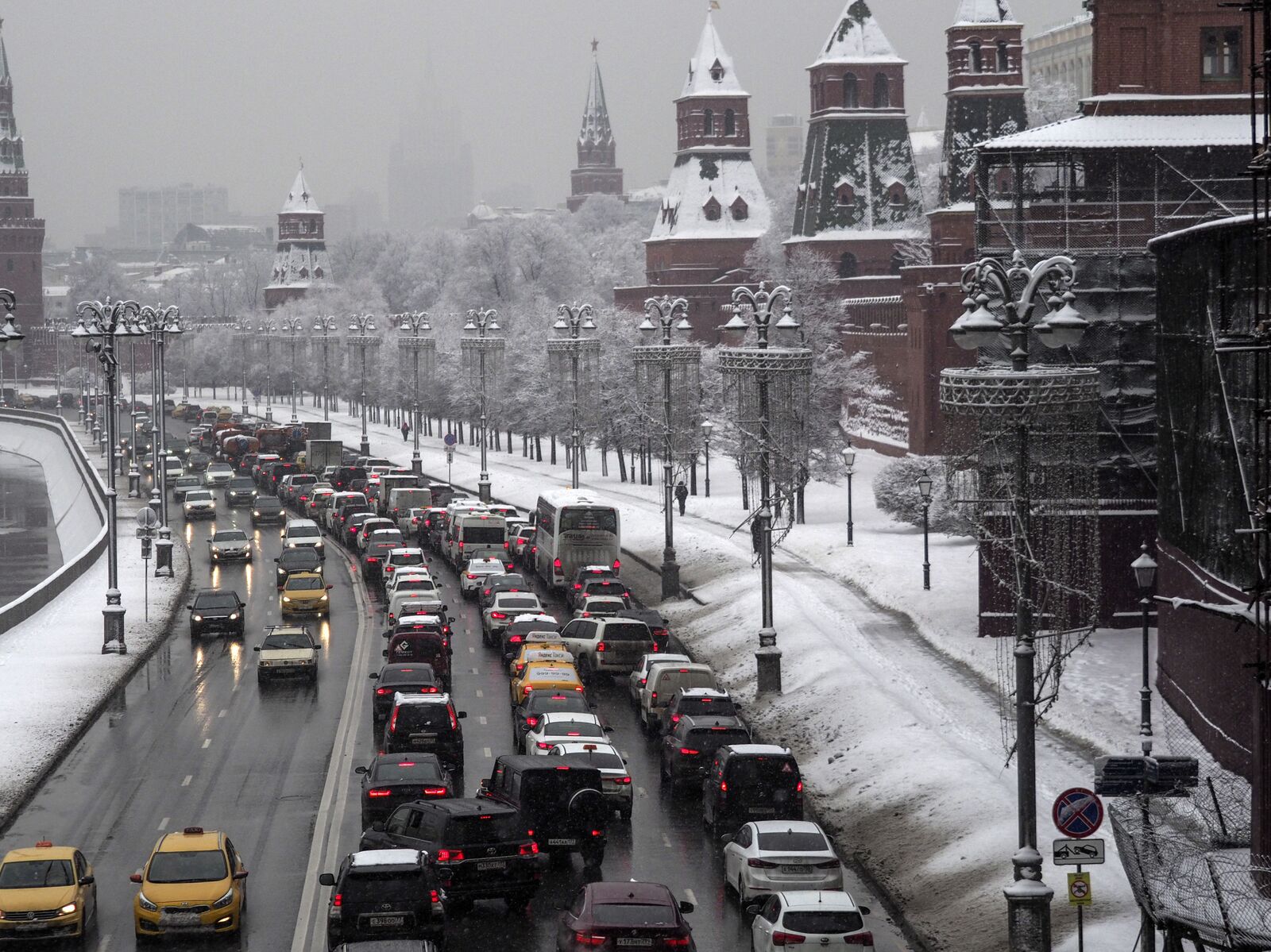 москва пробки зимой