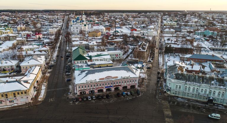 Центральная площадь в Угличе