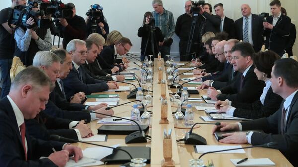 Министр иностранных дел РФ Сергей Лавров и министр иностранных дел Словакии Мирослав Лайчак во время встречи в Москве
