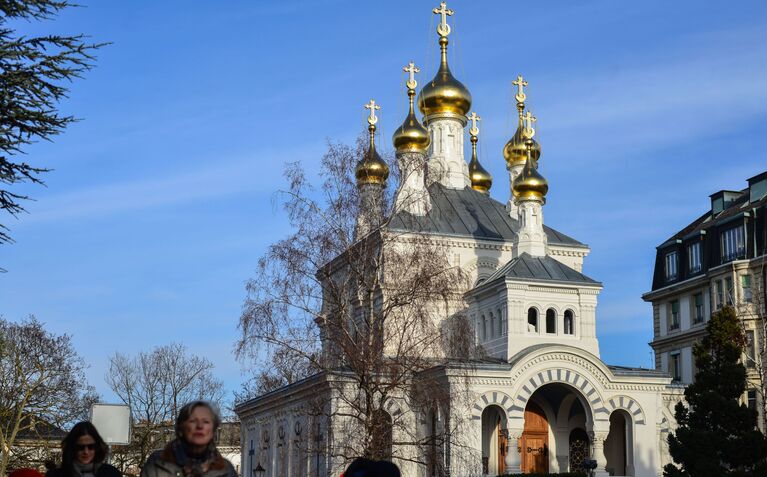 Крестовоздвиженский кафедральный собор Западно-Европейской епархии Русской православной церкви на одной из улиц Женевы