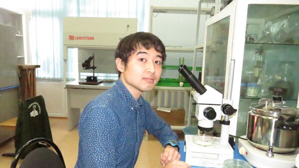Японец Чжун Датэ в лаборатории университета