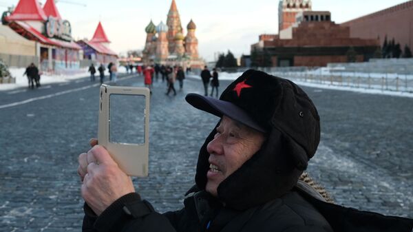 Турист на Красной площади в Москве