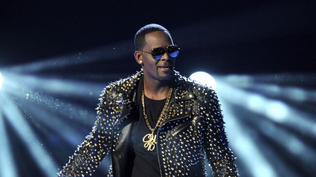 Американский исполнитель R. Kelly