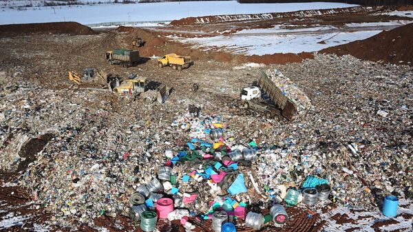 Полигон твердых бытовых отходов Алексинский карьер в Клинском районе Московской области