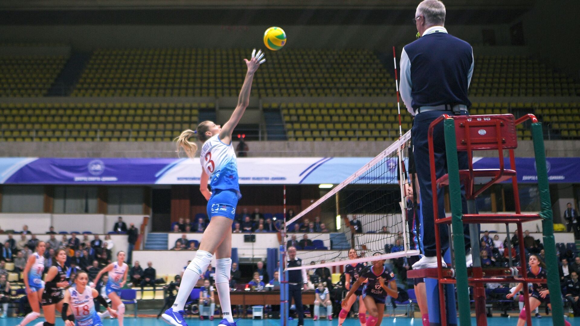 Волейбол. Лига чемпионов. Женщины. Матч Динамо (Москва) - Хемик Полице - РИА Новости, 1920, 17.09.2020