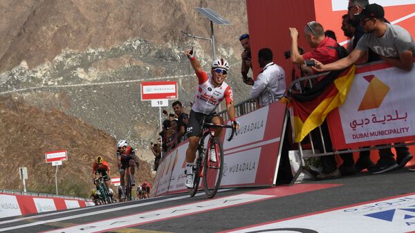 Калеб Эванс на этапе Тур Абу-Даби