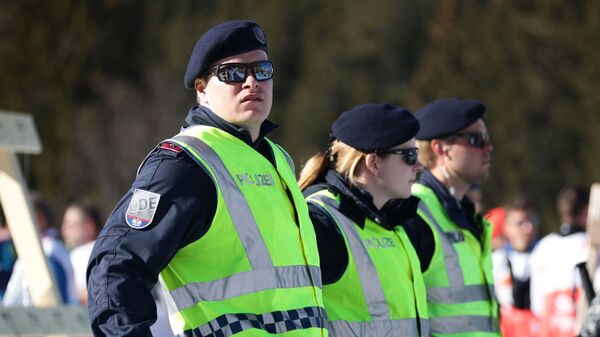 Полицейские на чемпионате мира по лыжным видам спорта в Зеефельде