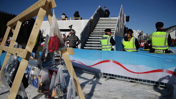 Полицейские на чемпионате мира по лыжным видам спорта в Зеефельде
