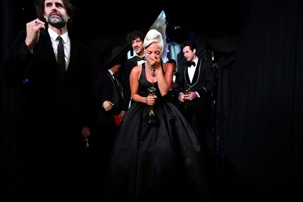Леди Гага на церемонии вручения премии Оскар