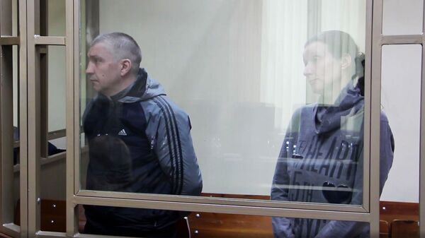 Дмитрий Долгополов и Анна Сухоносова во время оглашения приговора в Северо-Кавказском окружном военном суде